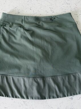 Olivie Green Athleta Skirt